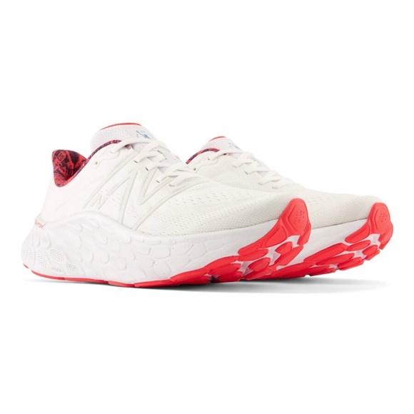 New Balance NYC Marathon Fresh Foam X More V4 Running Shoes / Sneakers White Red - Picture 2 of 11